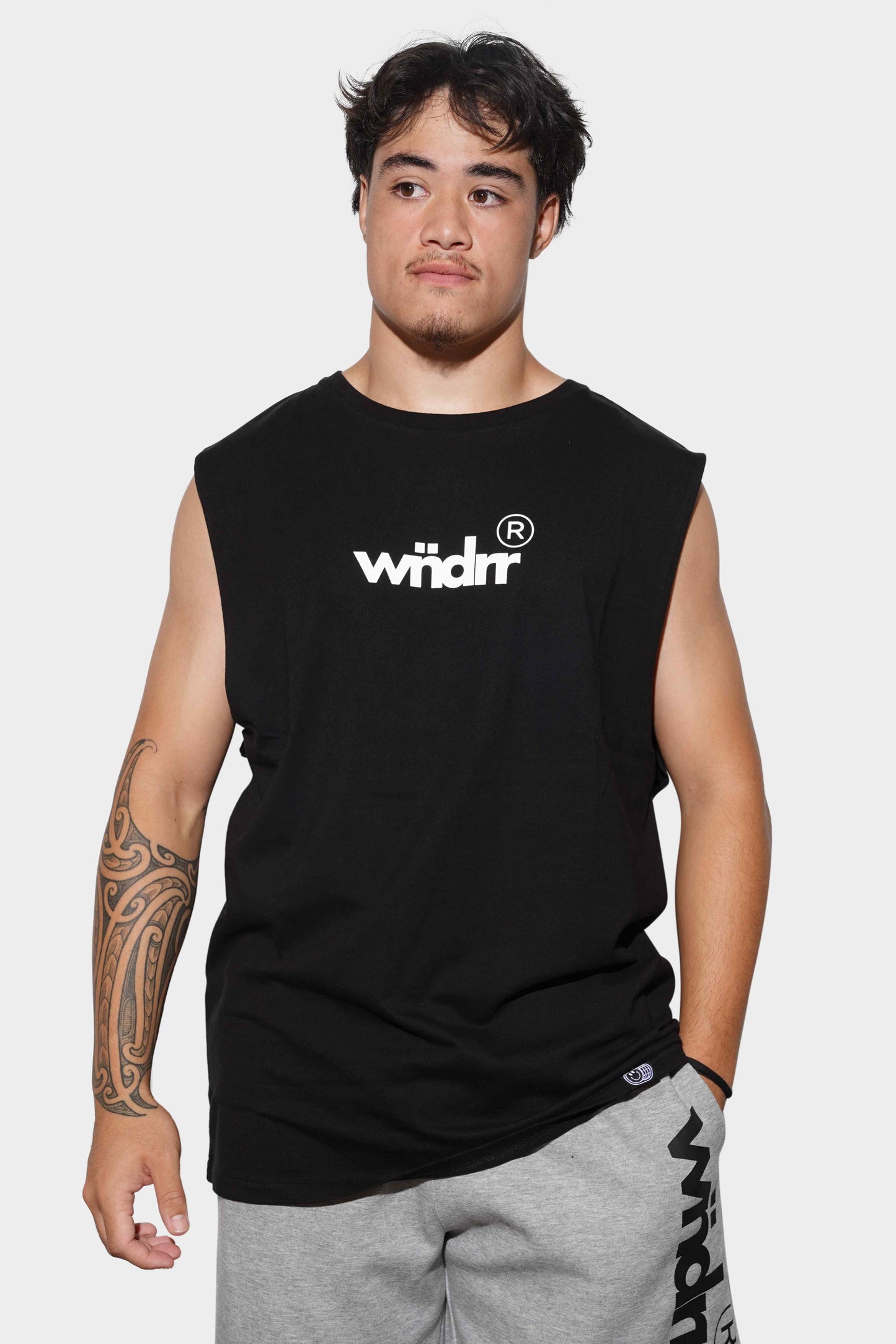 WNDRR Accent Muscle Top Black