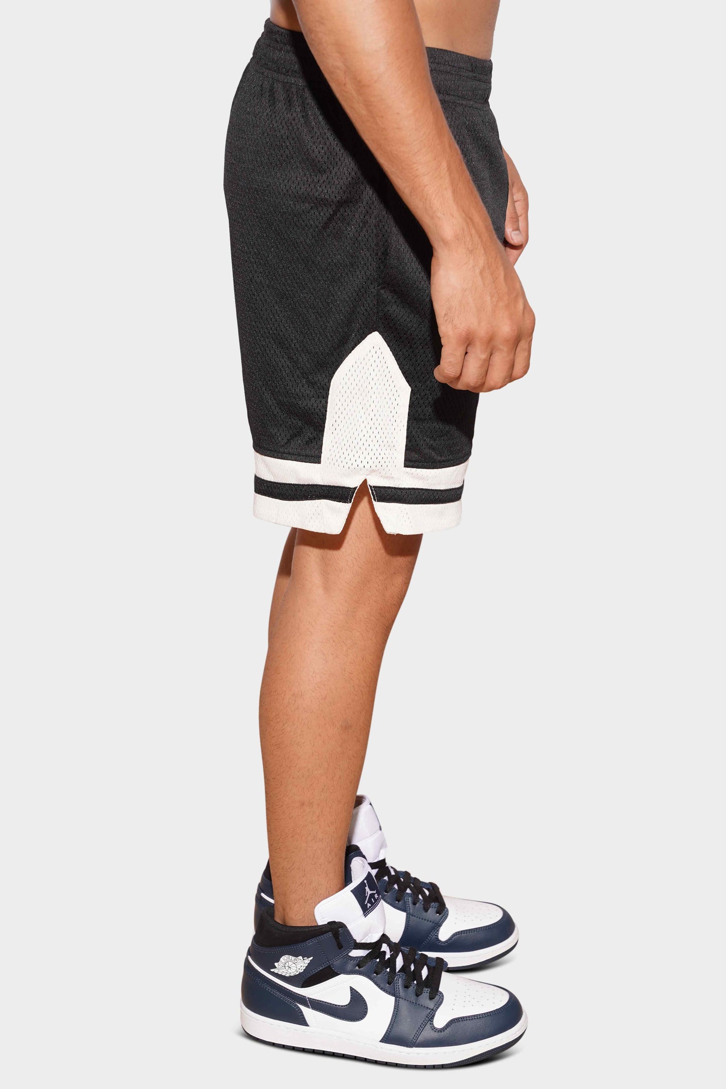 Corner Store Calibrated Shorts Black/Tan