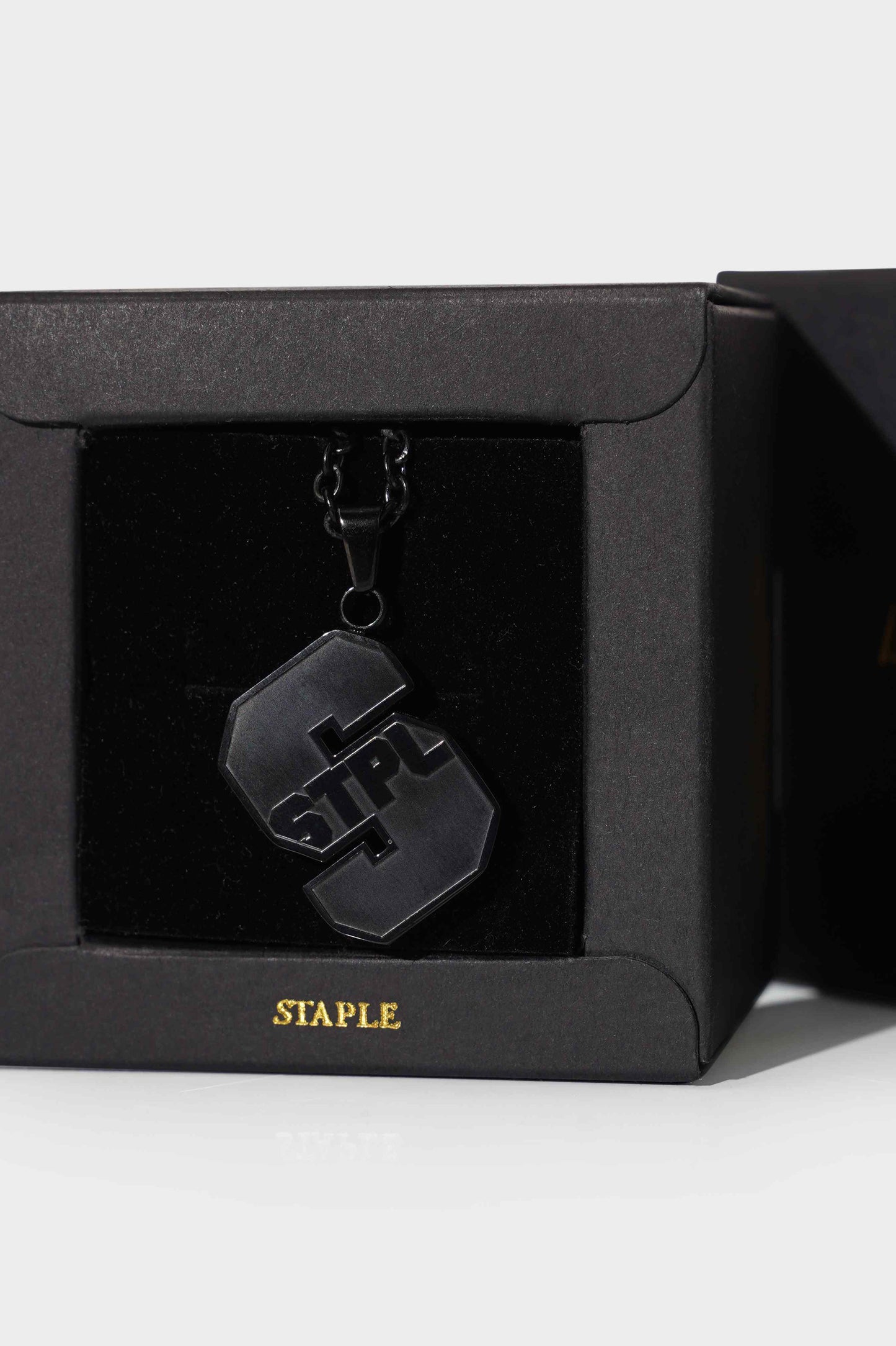 Staple Collegiate Necklace Black 55cm