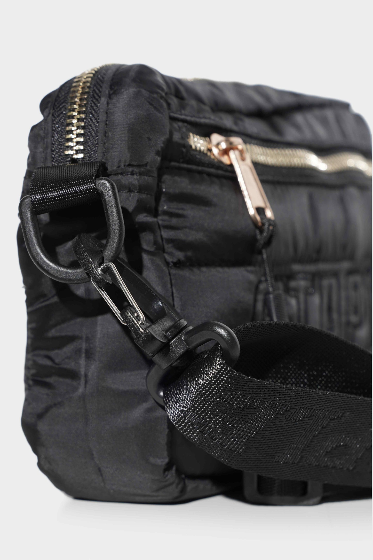 Staple Puffer Shoulder Bag Black